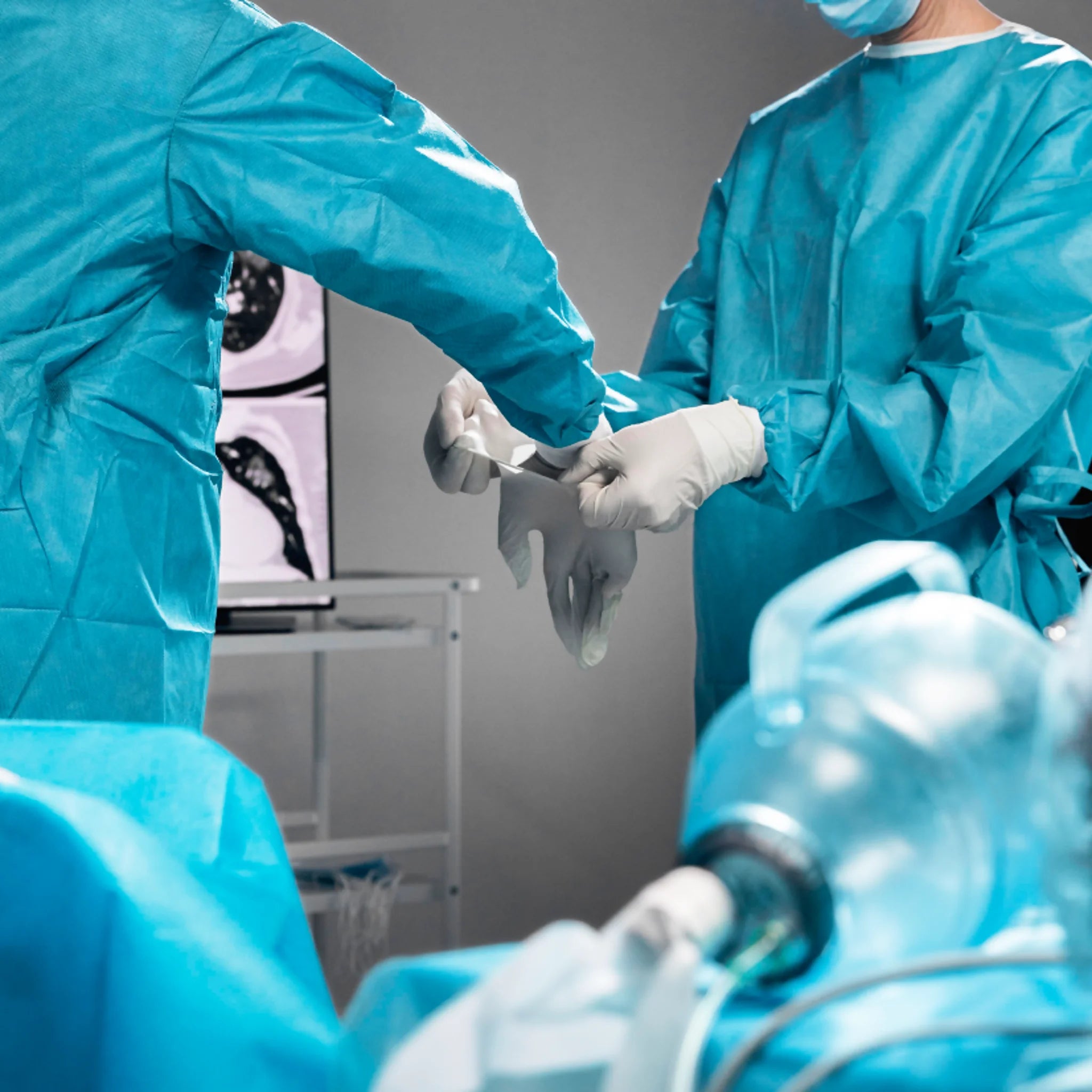 Guantes Quirúrgicos Estériles. Insumos Médicos