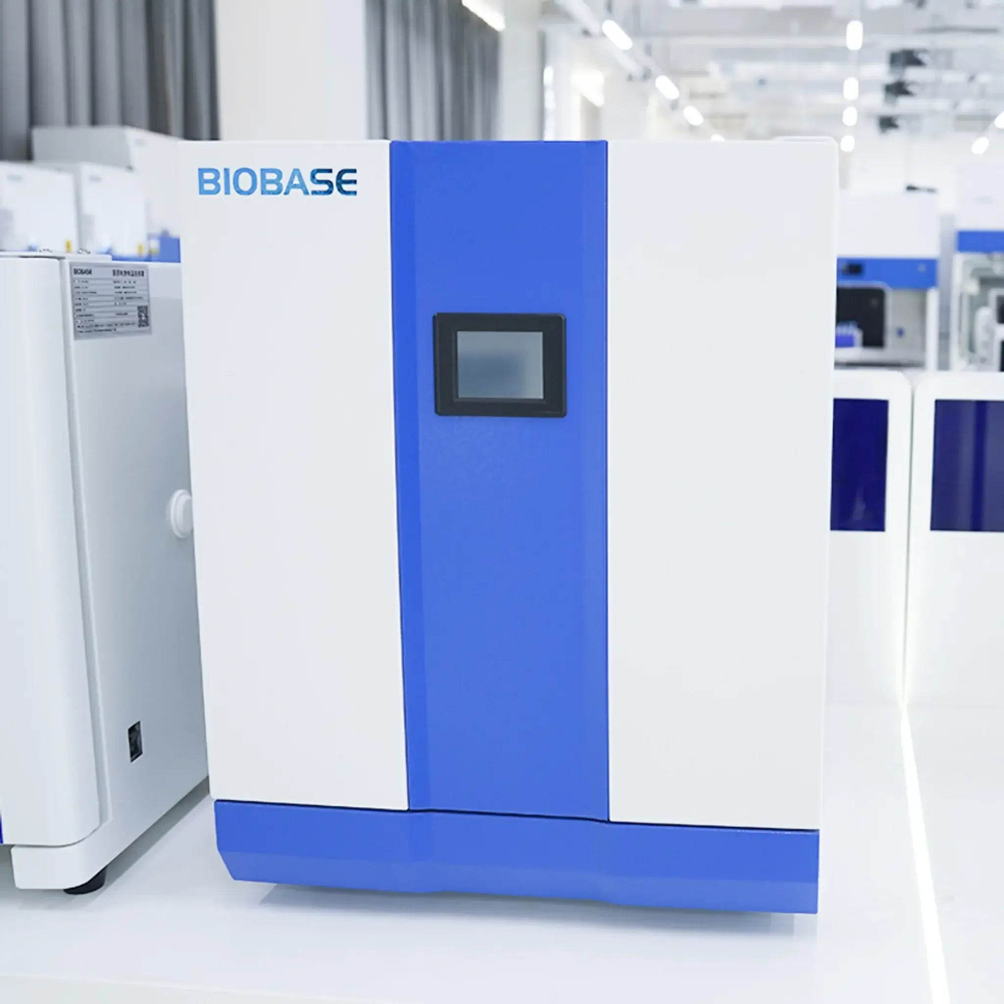 Estufa Incubación digital de 54 lts. Mod. BJPX-H54BK(D). Marca Biobase. Equipos de Laboratorio