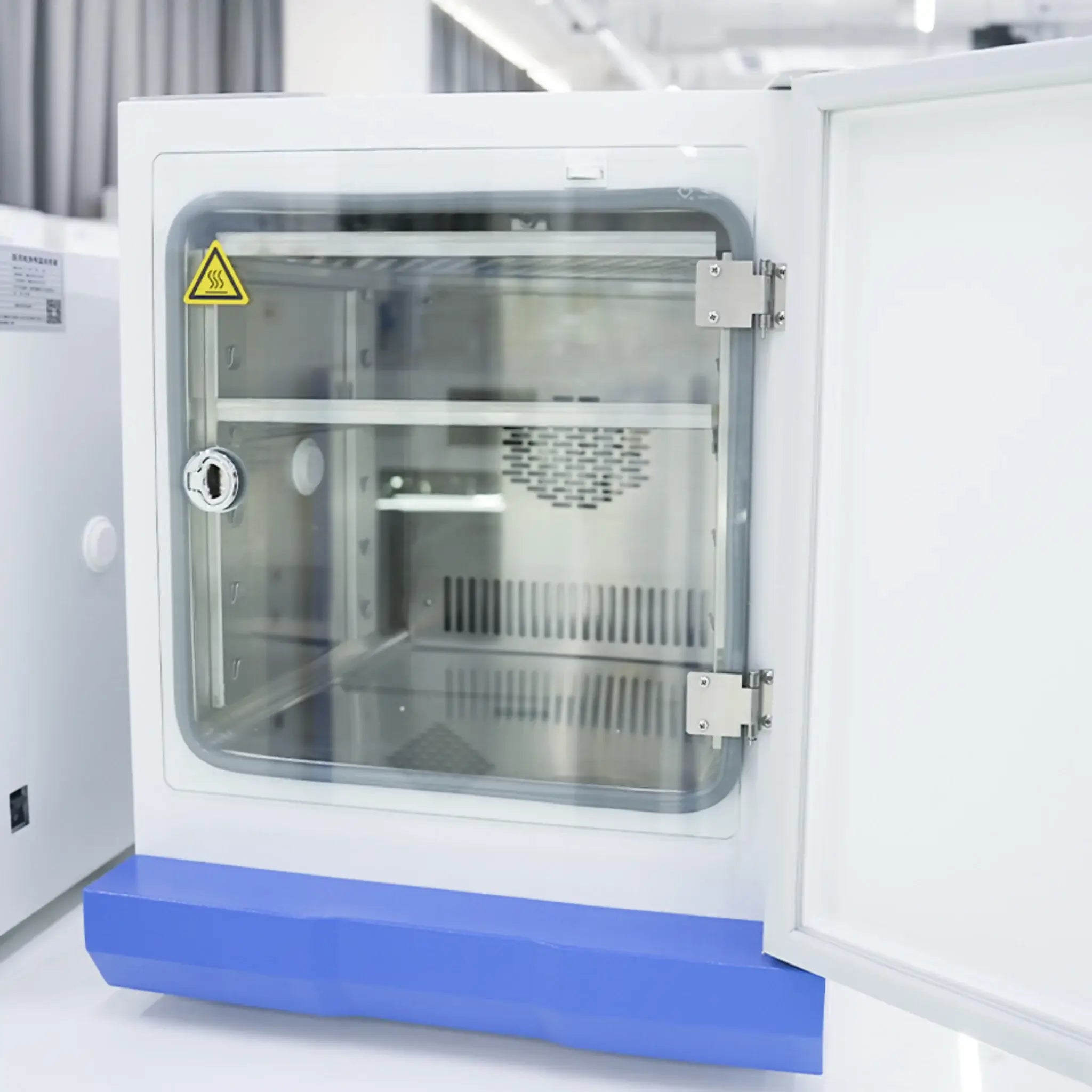 Estufa Incubación digital de 54 lts. Mod. BJPX-H54BK(D). Marca Biobase. Equipos de Laboratorio