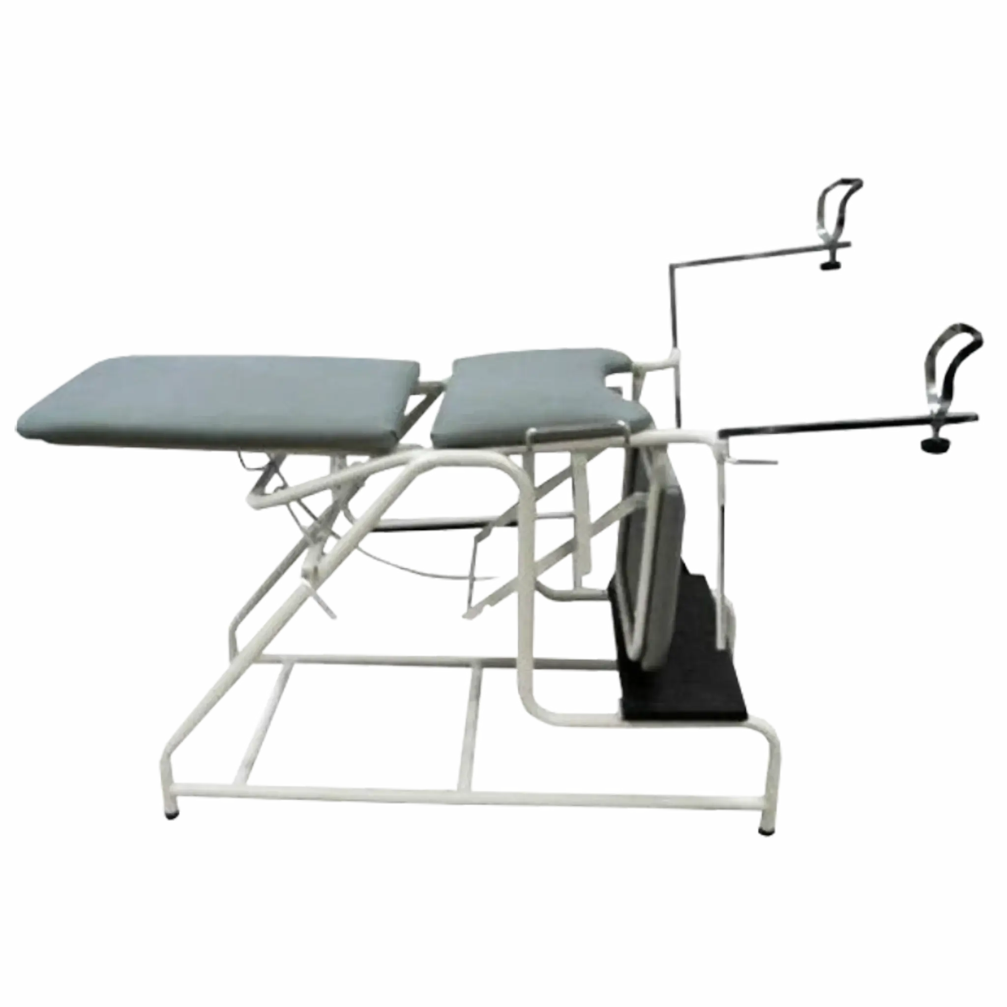 Camilla Ginecológica esmaltada estribo tapiz gris. Mobiliario Clínico